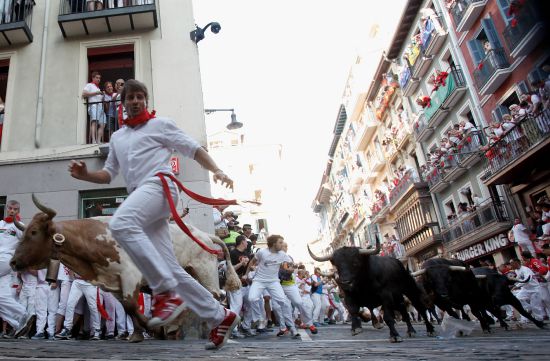 İspanya'da San Fermin festivali başladı